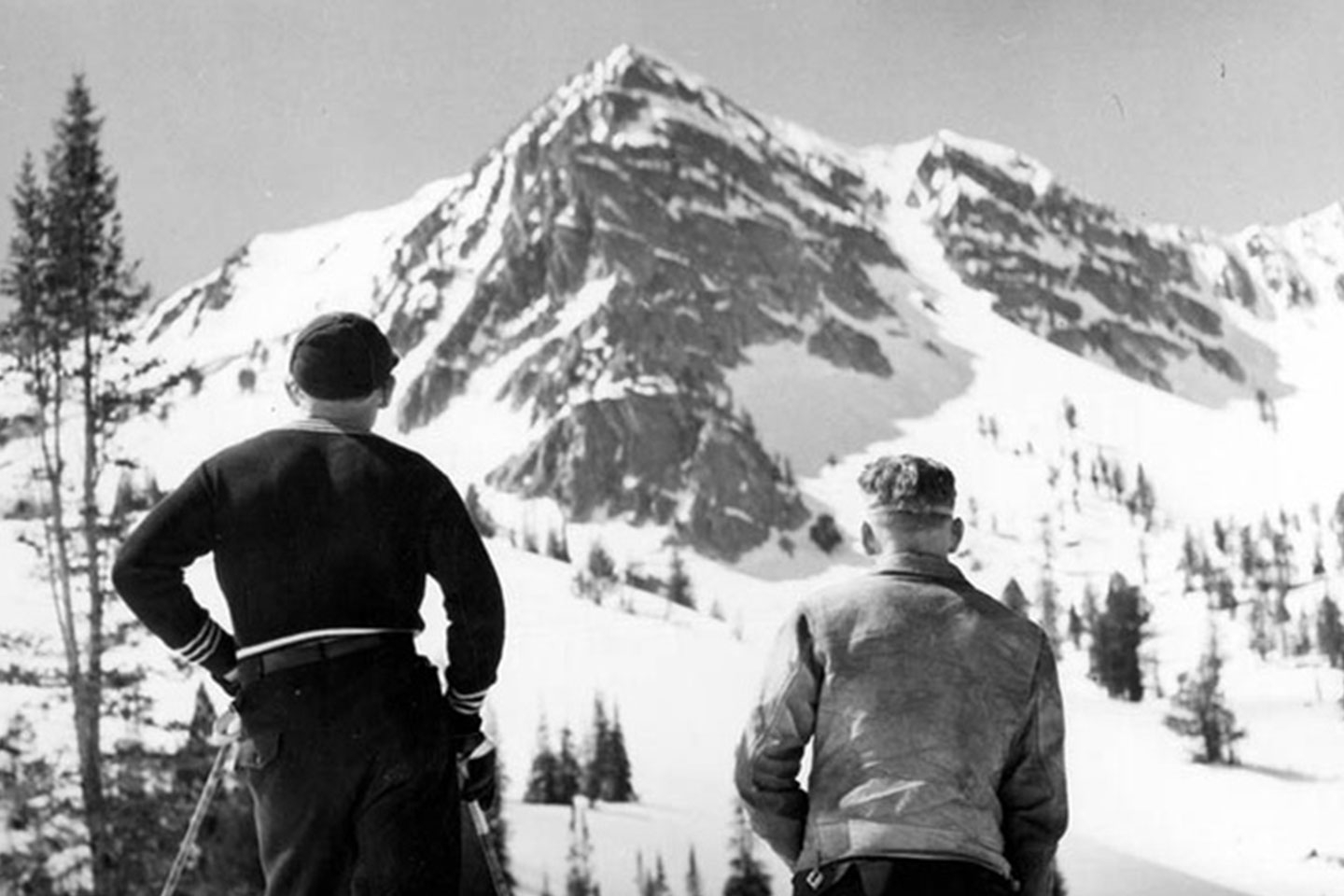 scroll-explore-history-background