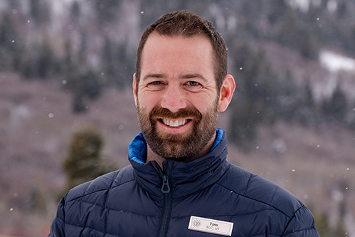 headshot_horizontal_timhendon