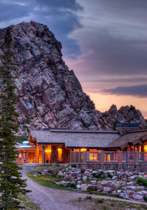 needles-lodge-summer