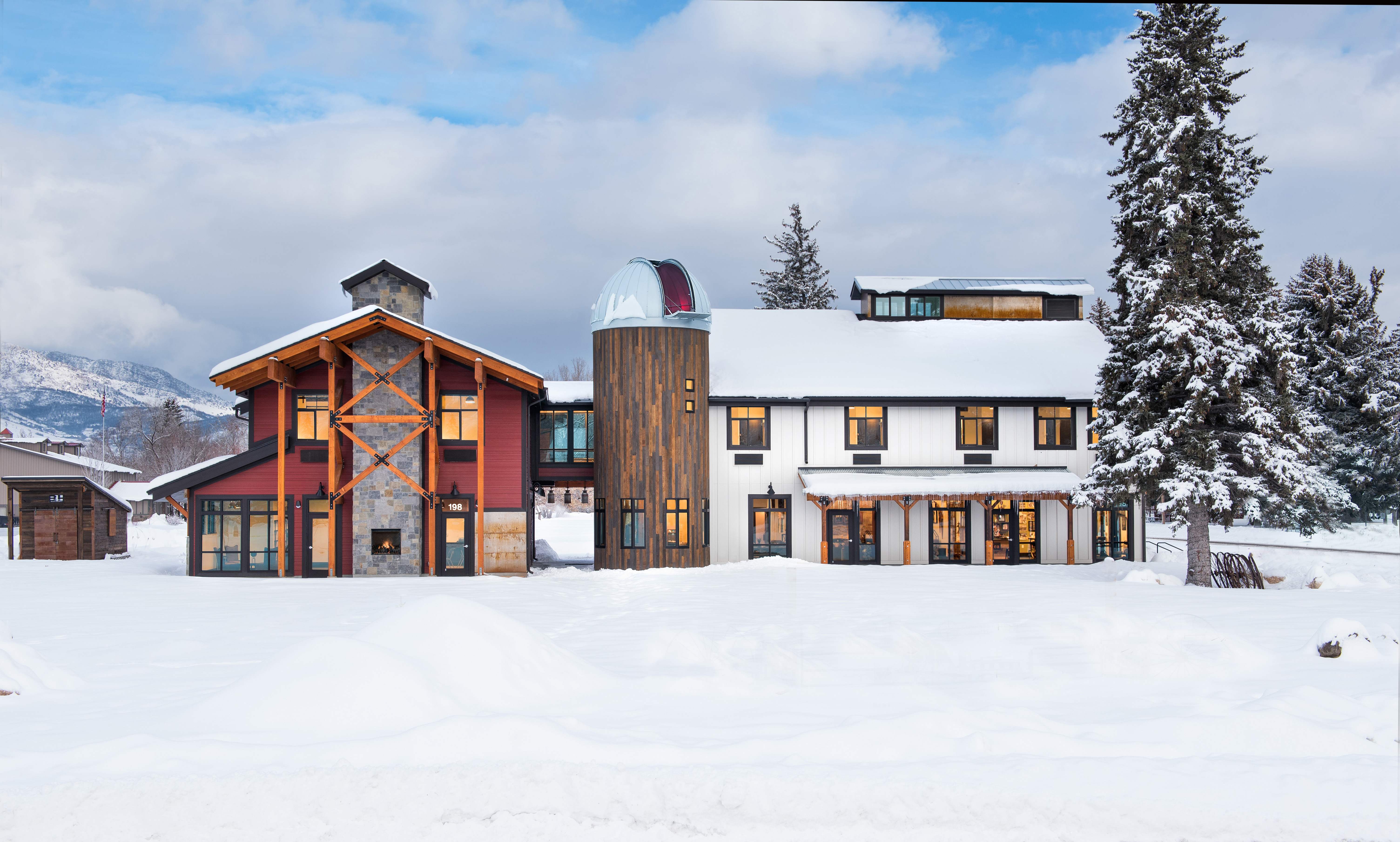 compass_rose_halo_3a-cr_dsc_8877-2-dakota-hyde