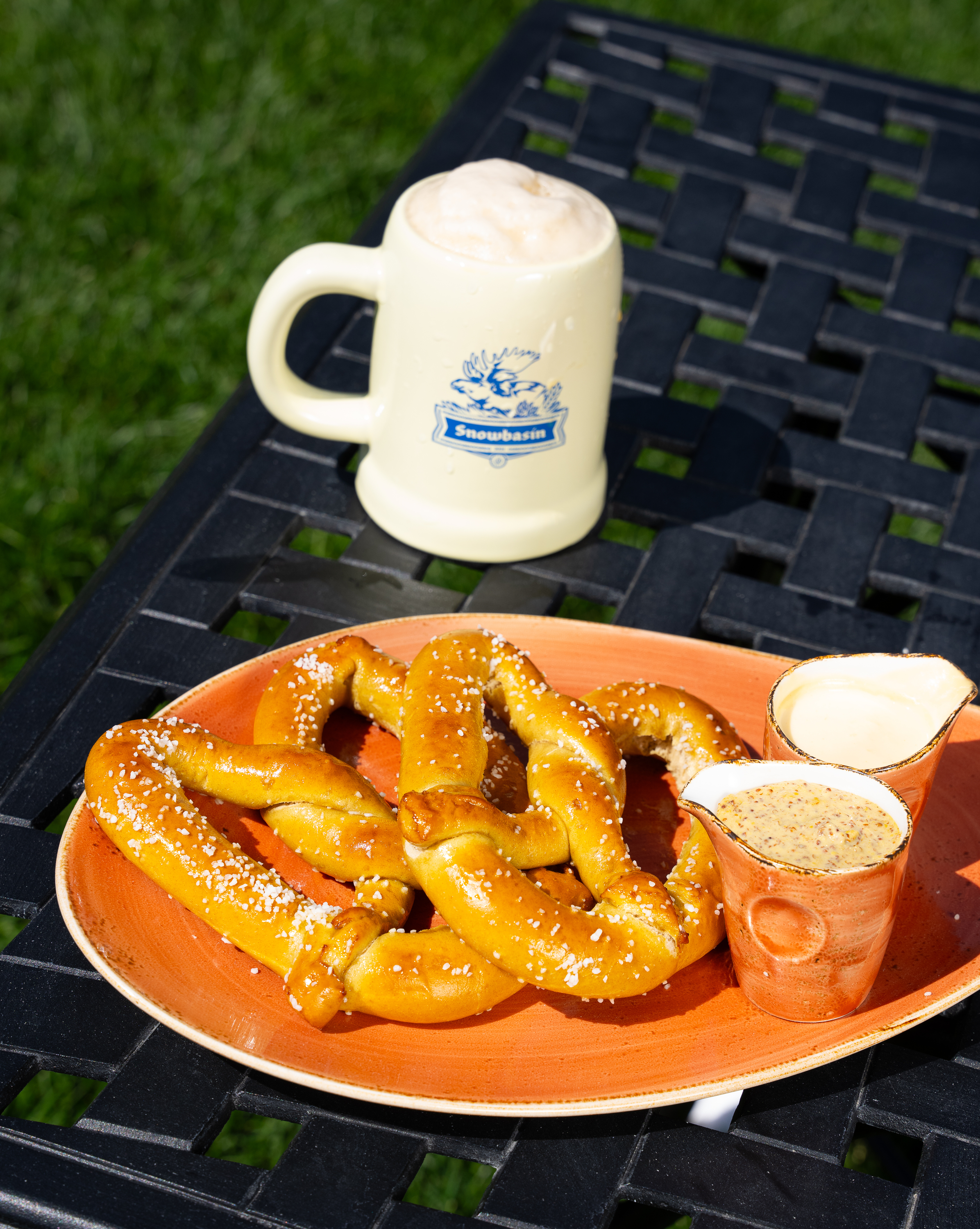 sb_pretzel_beer