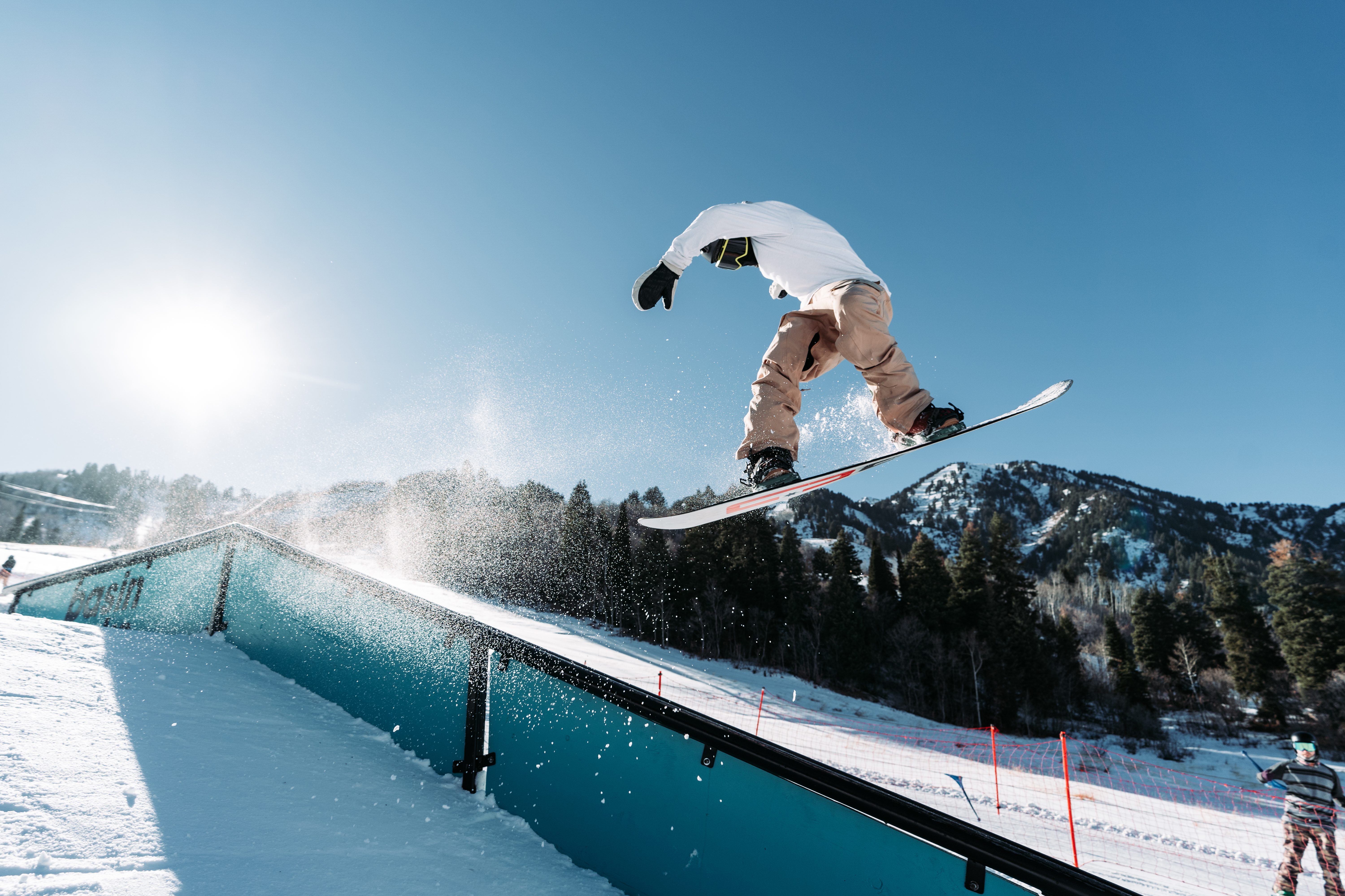 winter2223_railjam_mooseisloose