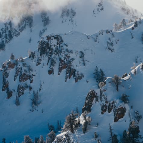 sb_scenic_winter_misty_mountains