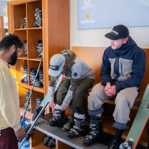 rentals-couple-boot-fitting