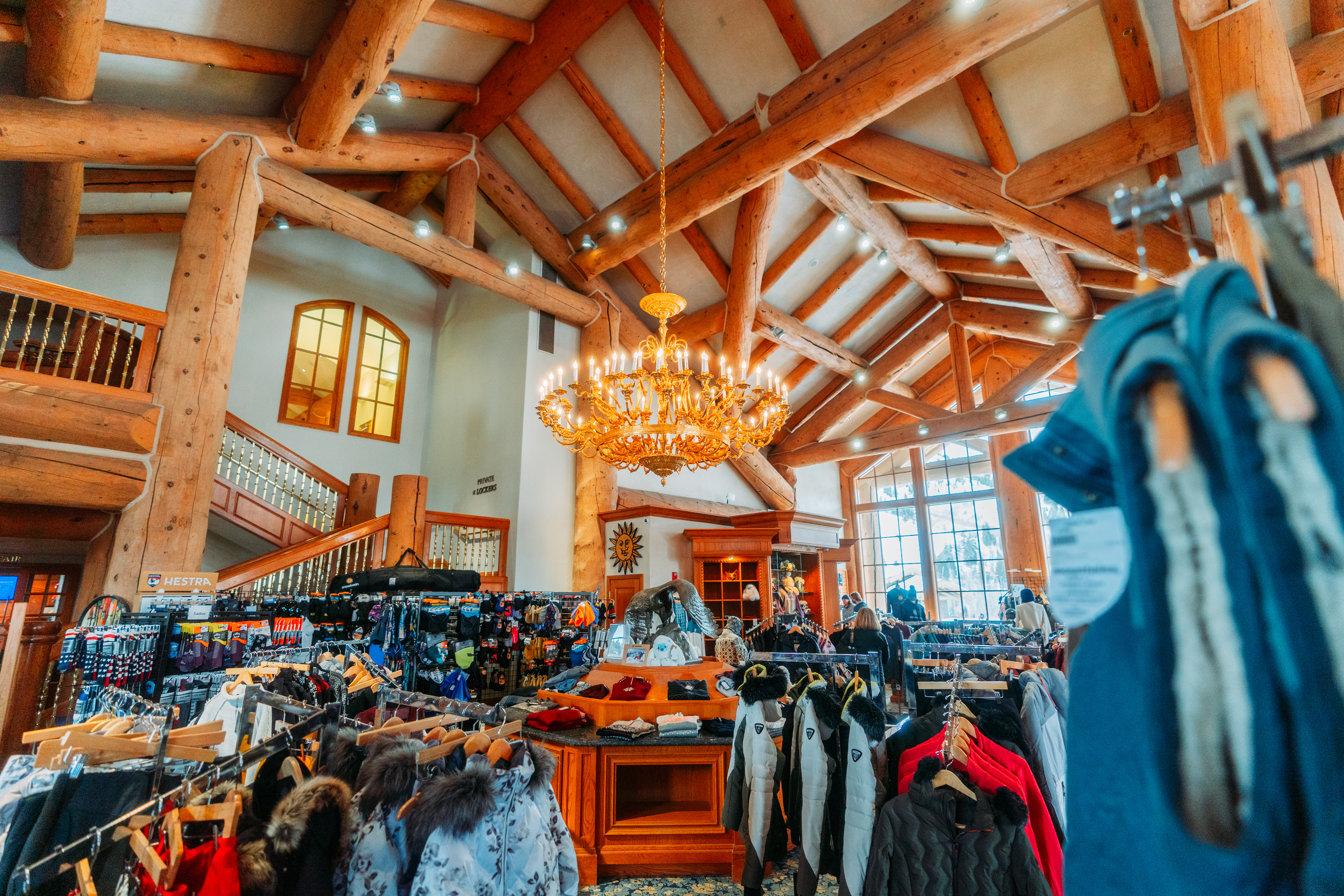 grizzly-center-retail-shopping